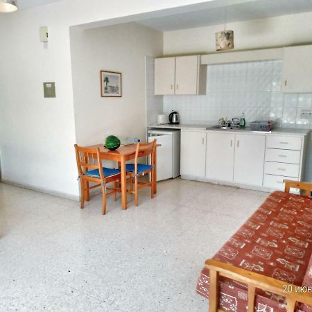 Constantaras Apartments Protaras Exteriér fotografie