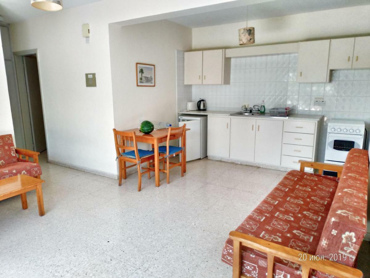 Constantaras Apartments Protaras Exteriér fotografie