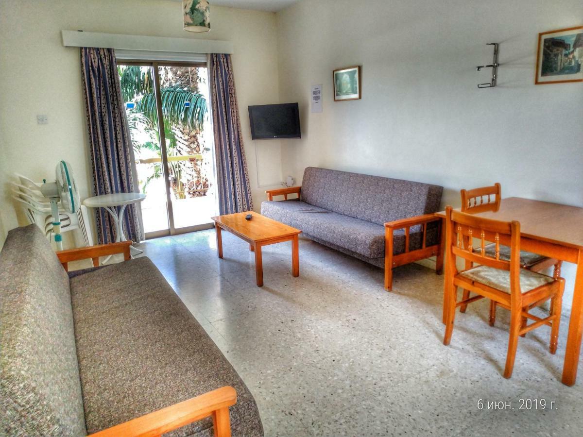 Constantaras Apartments Protaras Exteriér fotografie